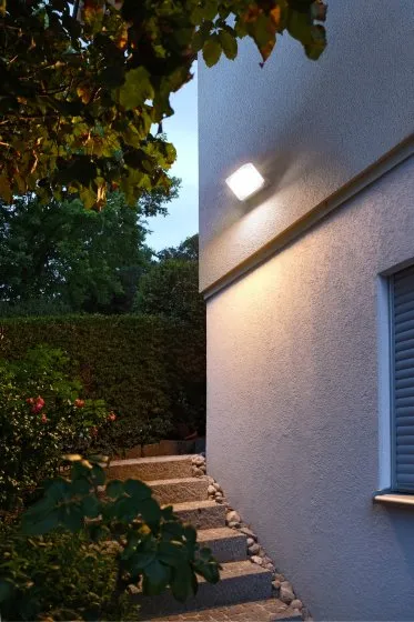 Brennenstuhl AL 1050 LED Spotlight 1010lm 10W IP44