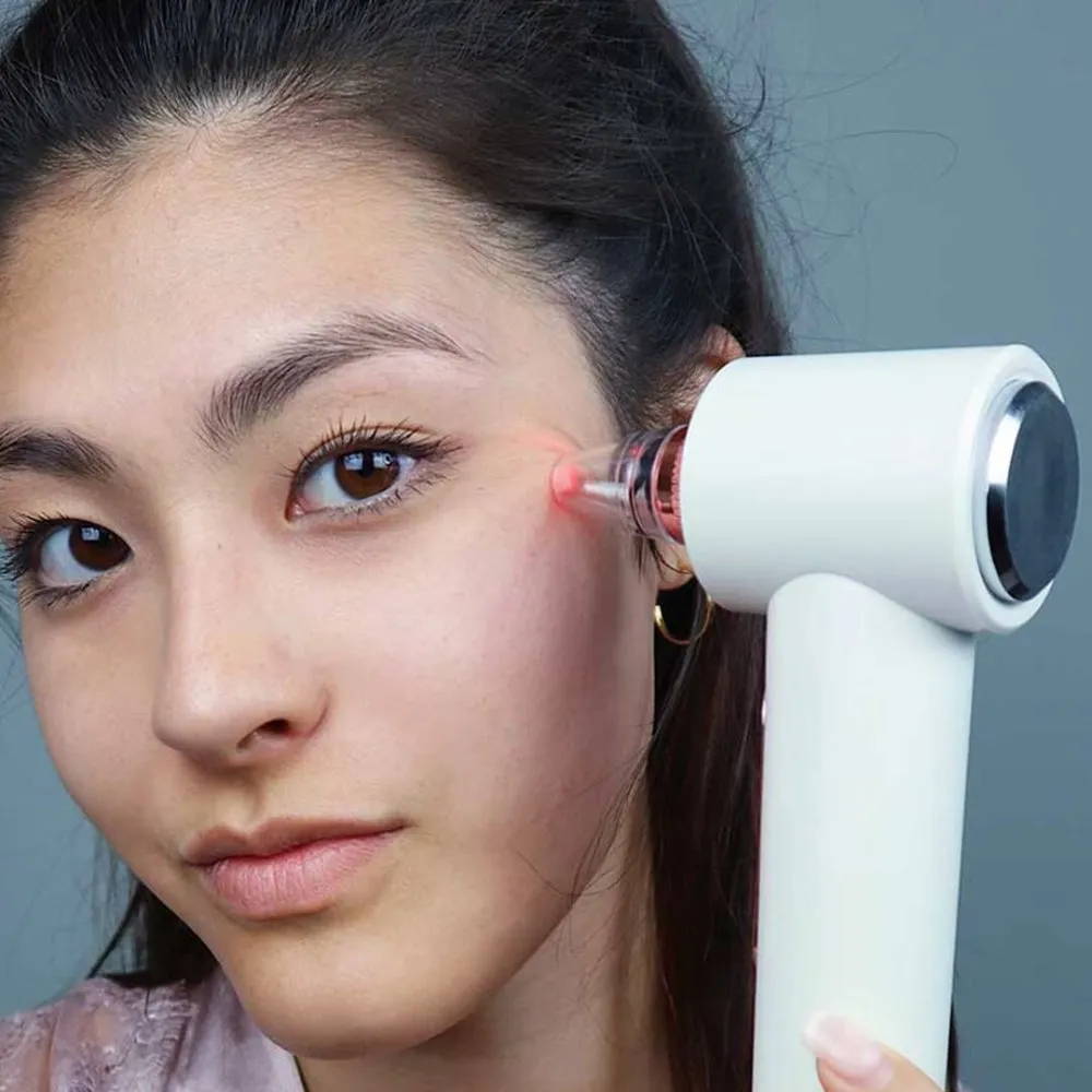 Clara 4-in1 Facial Pore Cleanser (White)