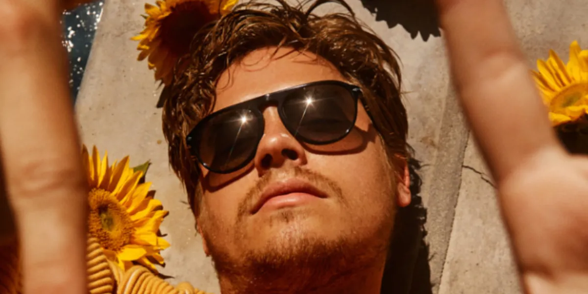 Persol 3302S 95/M3 Polarised - As Seen On Dylan Sprouse & Rob Lowe