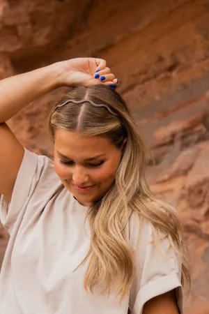 Wavy Brown Headband Andi
